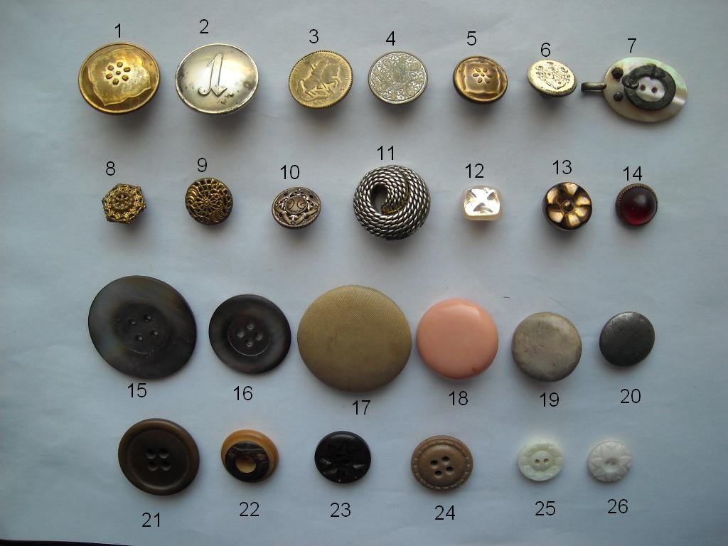 Staré nábojnice,vojenské gombíky a iné - 7