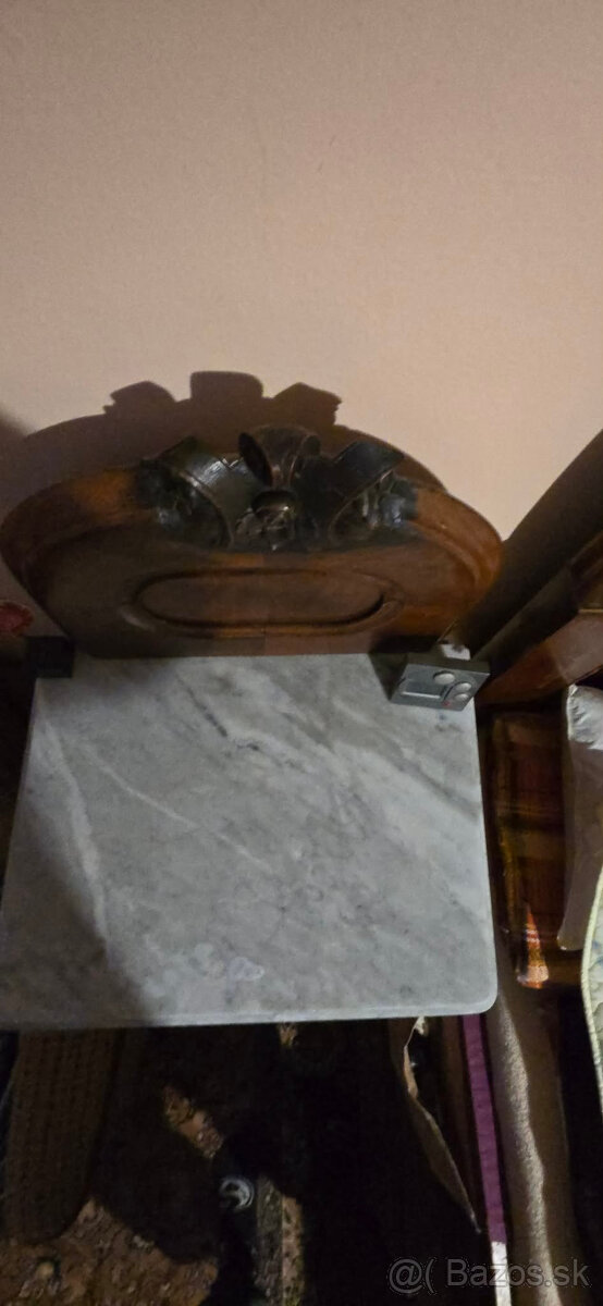 Starožitná spálňa - 7