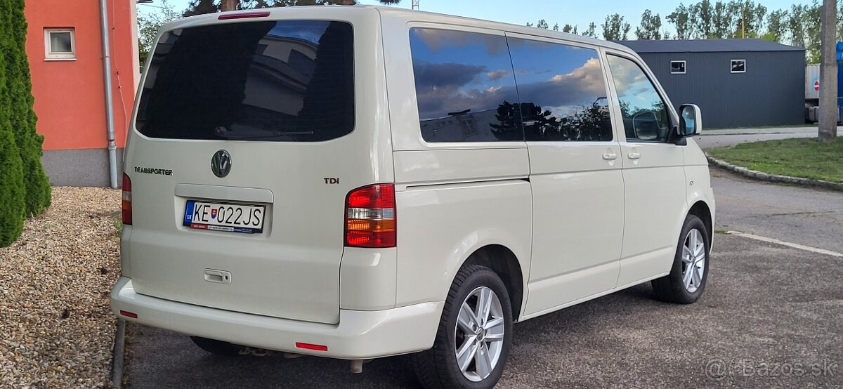 VW Transporter T5 2,0TDI 103kW 9miest - 7