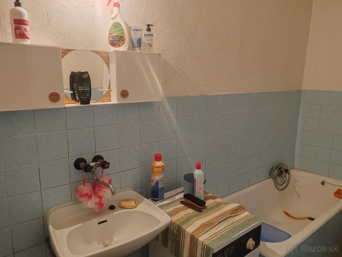 Predám dom obci Rakúsy - 7