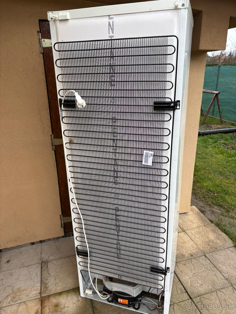 Predám chladničku AEG - 7