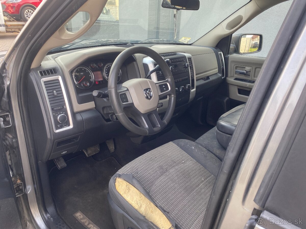 Dodge Ram 4.7 V8 4x4 - TOP CENA - 7