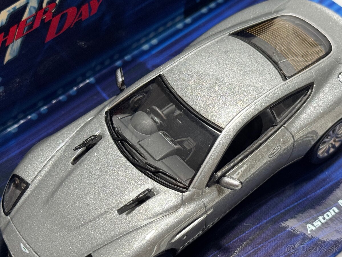 Aston Martin V12 Vanquish 1:43 – Minichamps (James Bond) - 7