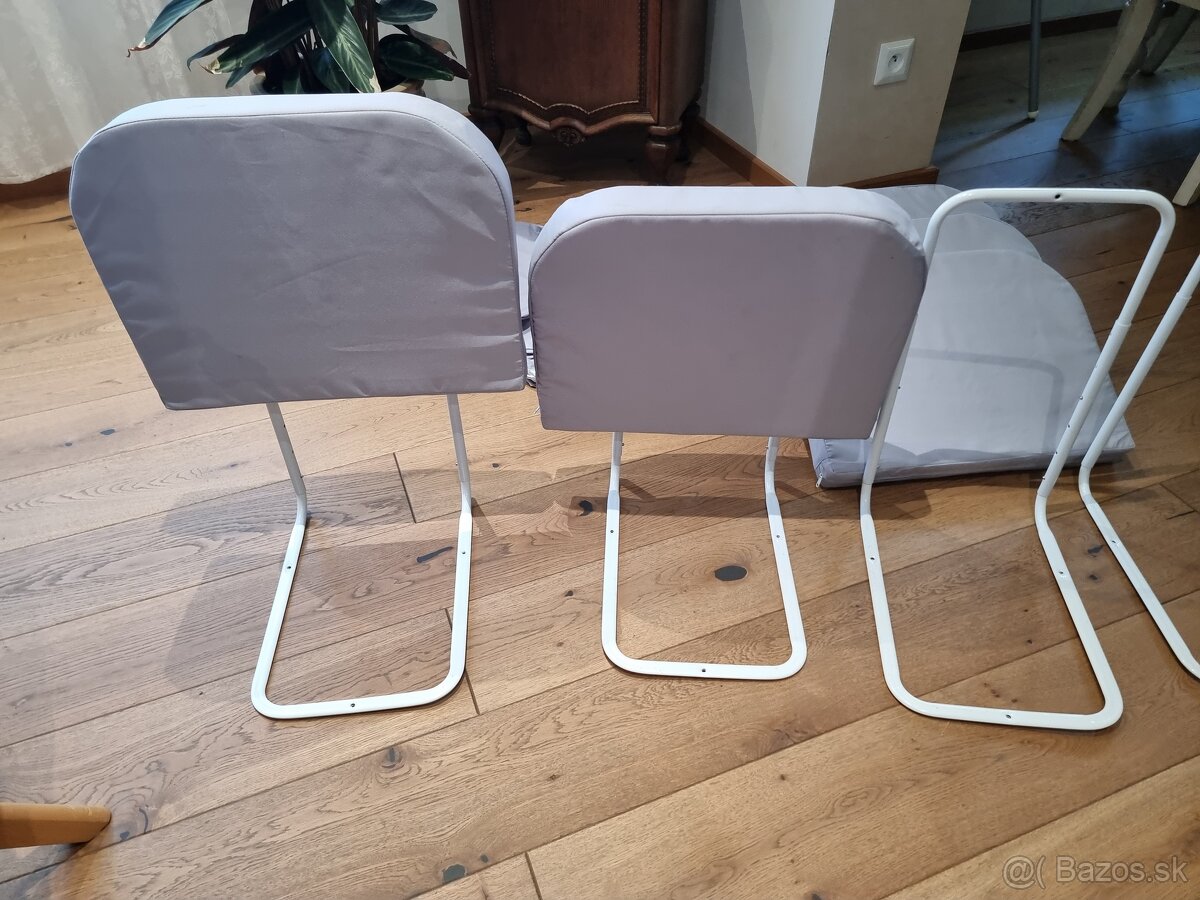 kovová zábrana pre kojencov - 7