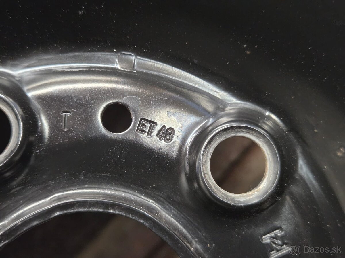 Predám plechové disky 6Jx16H2 ET48 R16 a zimné pneu
- 7