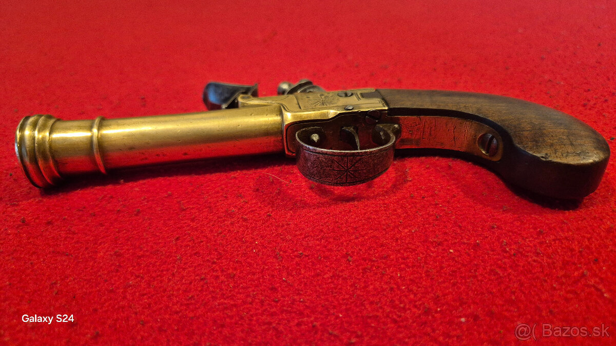 BRITSKÁ NÁMORNÁ PIŠTOL - 7