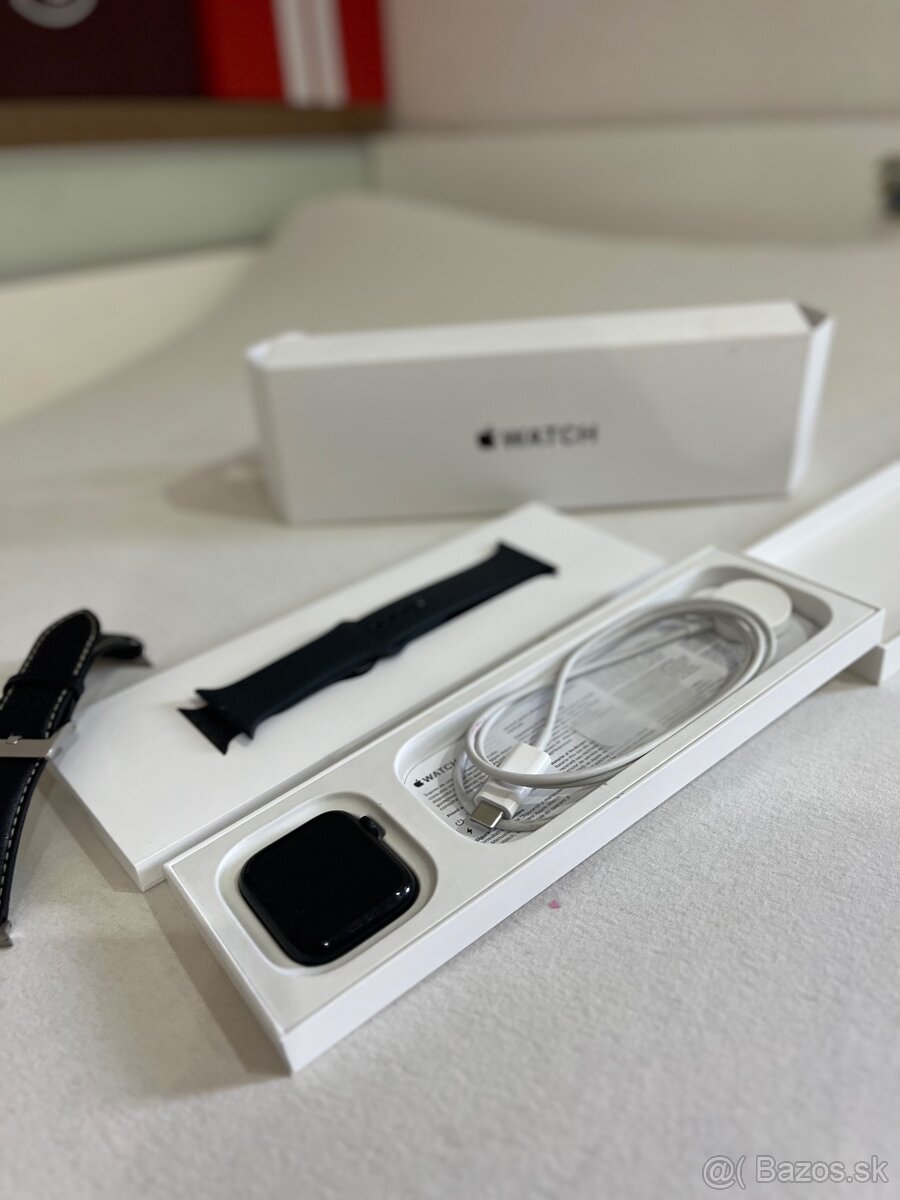 Apple Watch - 7
