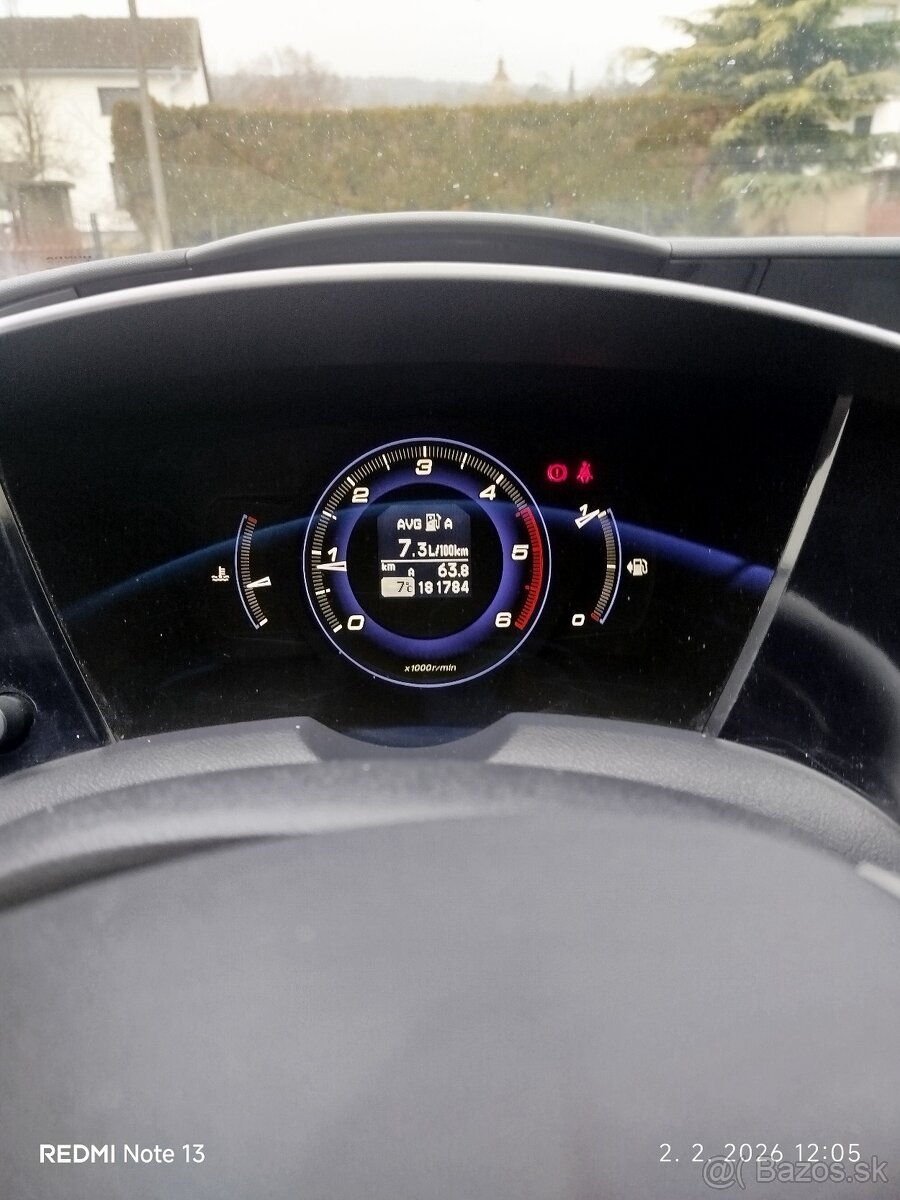 Predám Honda Civic 2.2 diesel 103 kw - 7