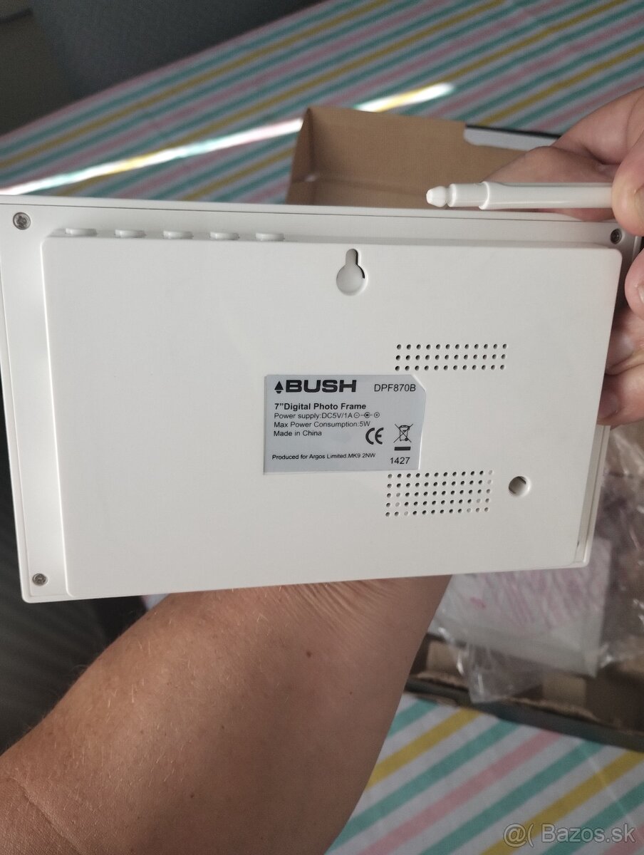 Predám digitalny fotorámik zn.Bush - 7