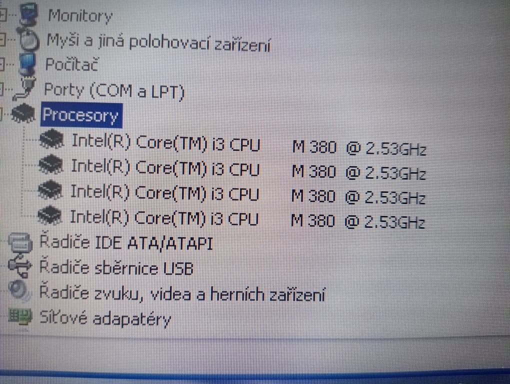 predám Dell Latitude e5510 ,Intel® Core™i3 , RS232 , Win XP - 7