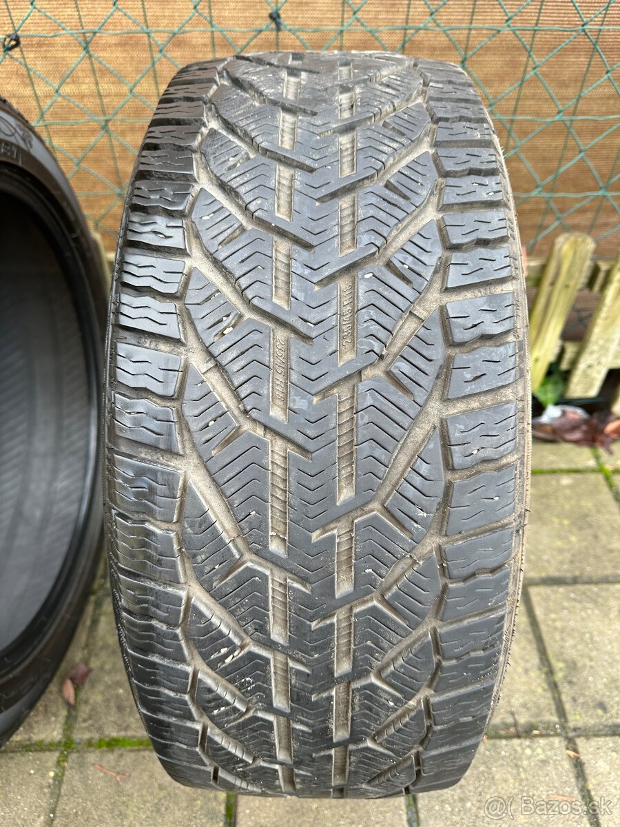 235/45 R18 98V XL zimné KORMORAN - 7