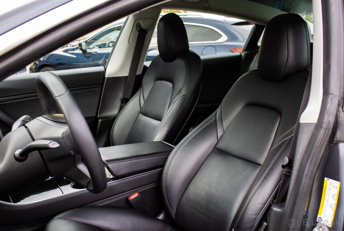 Tesla Model 3 Long Range - 7