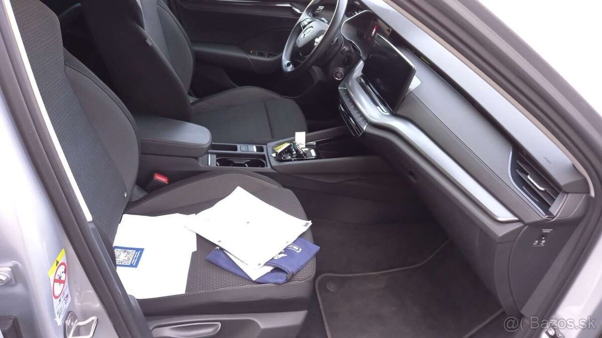 Skoda Octavia Combi 2.0 TDI Executive DSG - 7