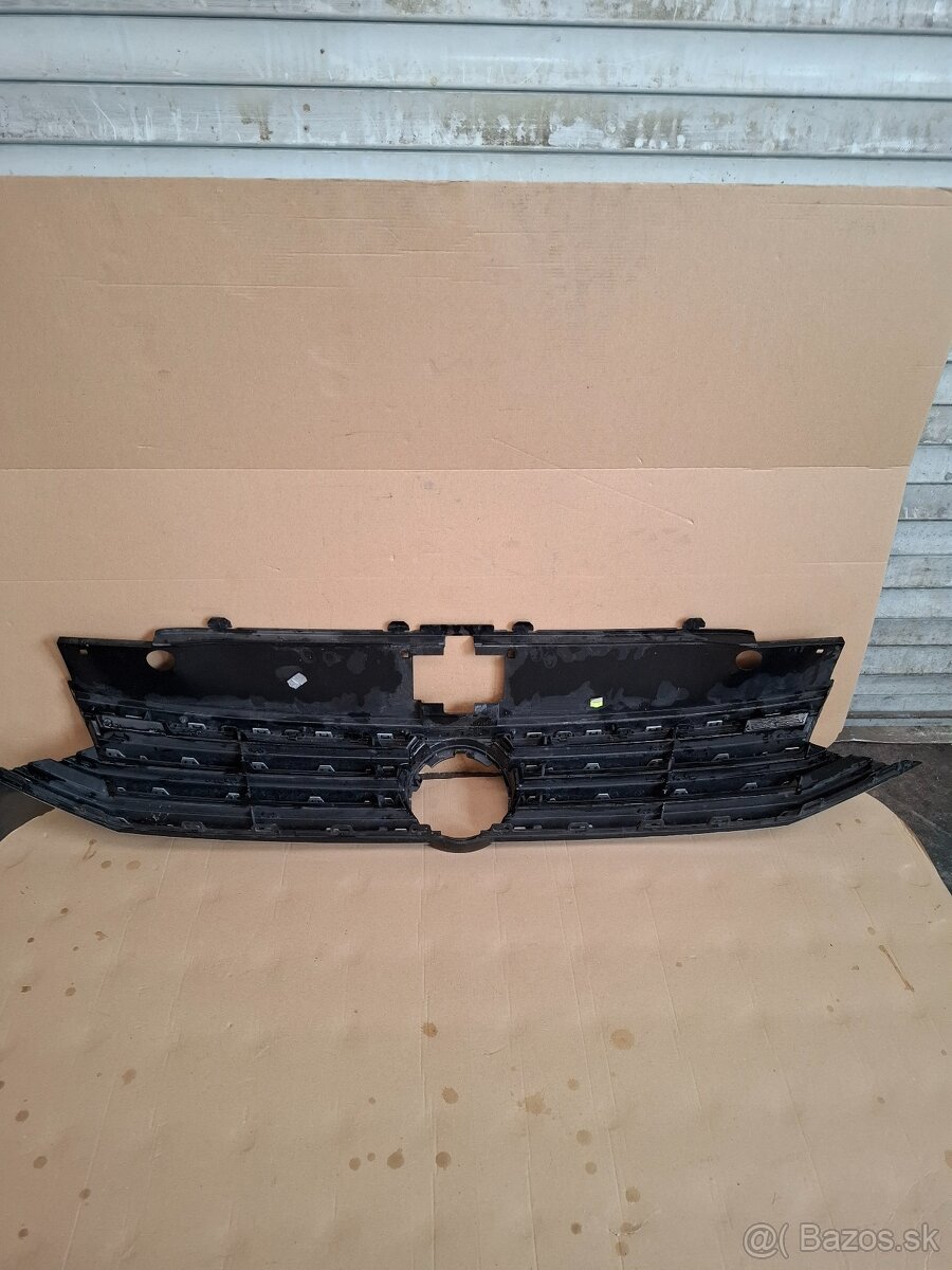 VOLKSWAGEN PASSAT B8 maska - 7