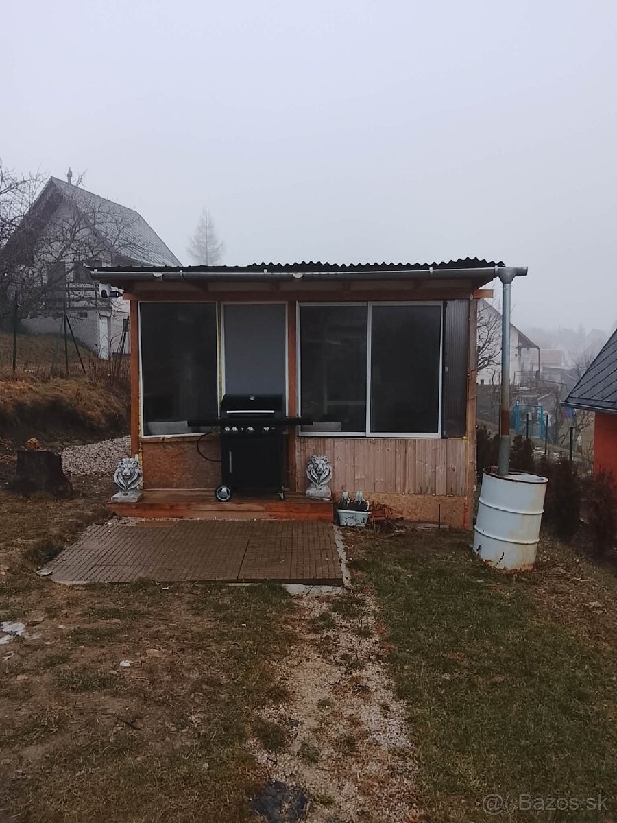 Záhradka s chatkou Darmovise - 7