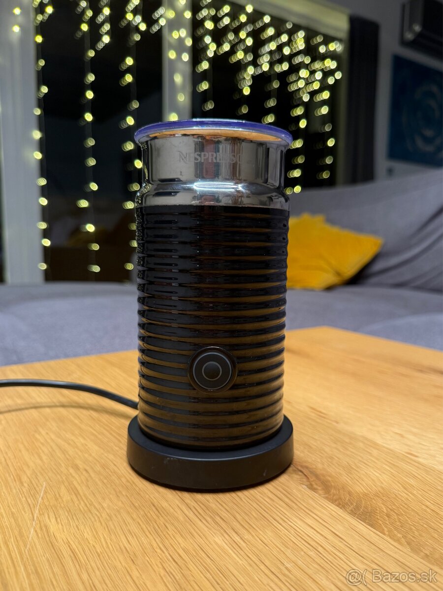 Kávovar Nespresso De'Longhi Vertuo + napeňovač šľahač mliek - 7