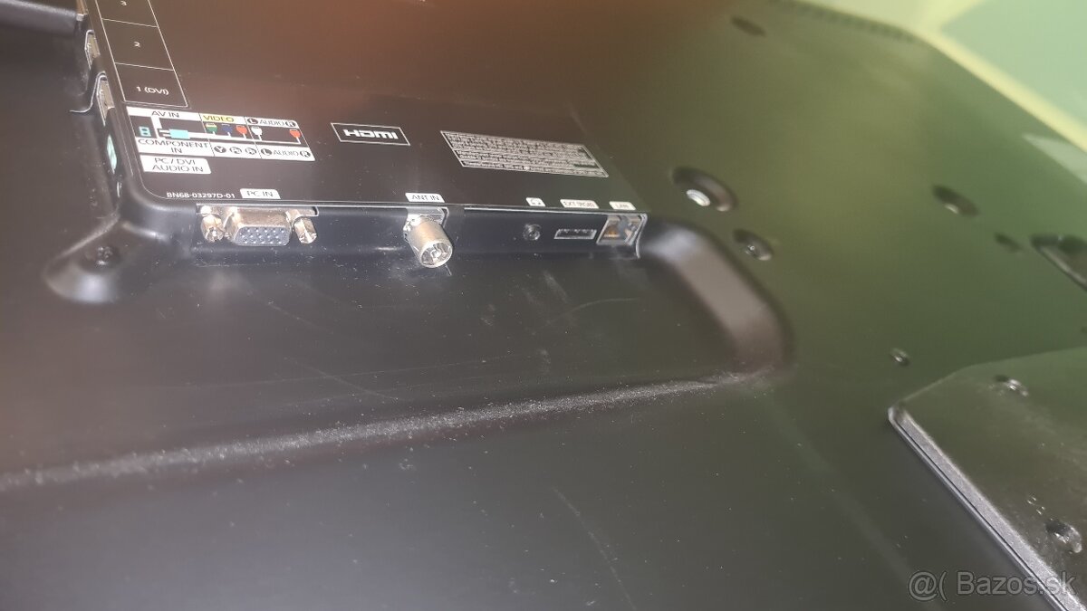 Predám smart televízor Samsung UE40D5000 - 7