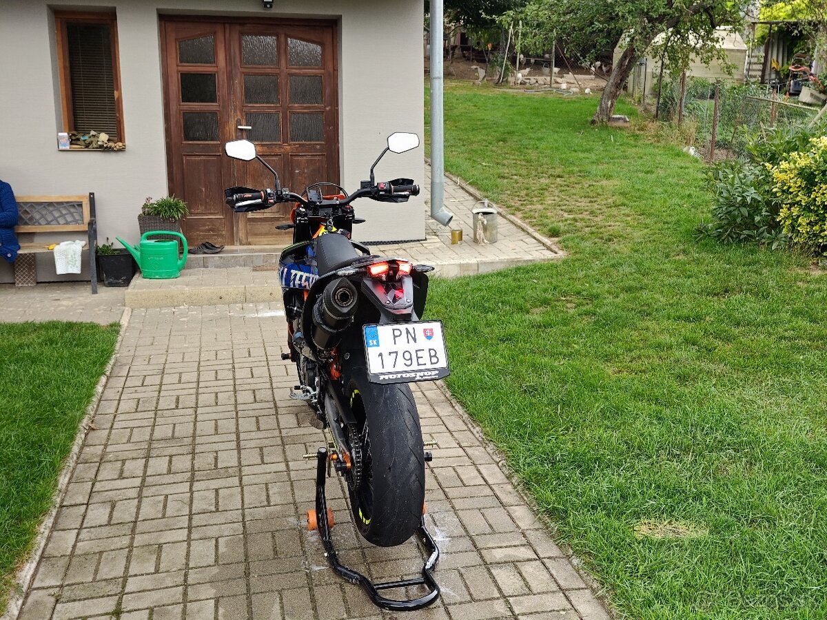 KTM 690 SMC R 2022 - 7