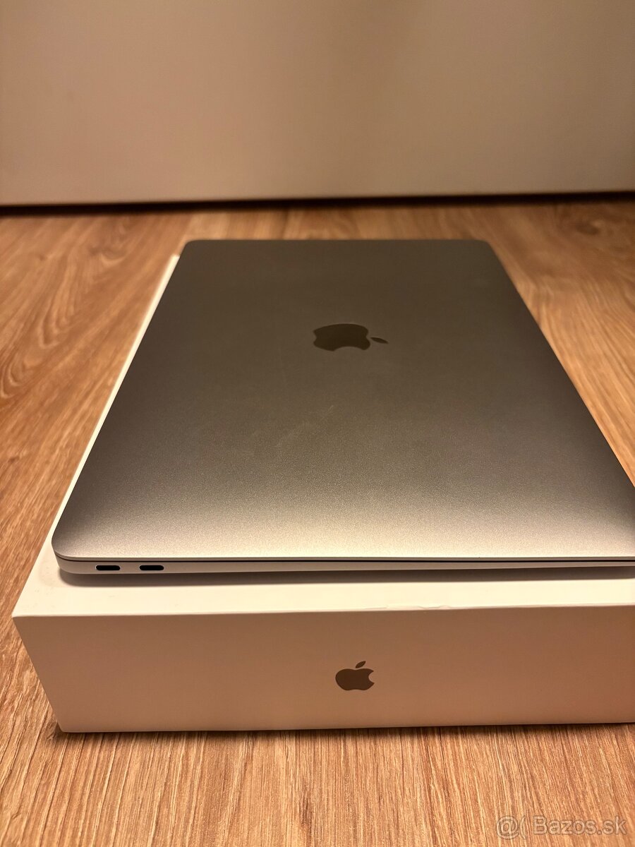 MacBook Air 13" M1 SK Kozmický sivý 2020 - 7