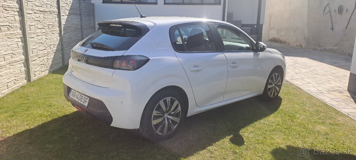 Peugeot 208 Pure Tech - 7