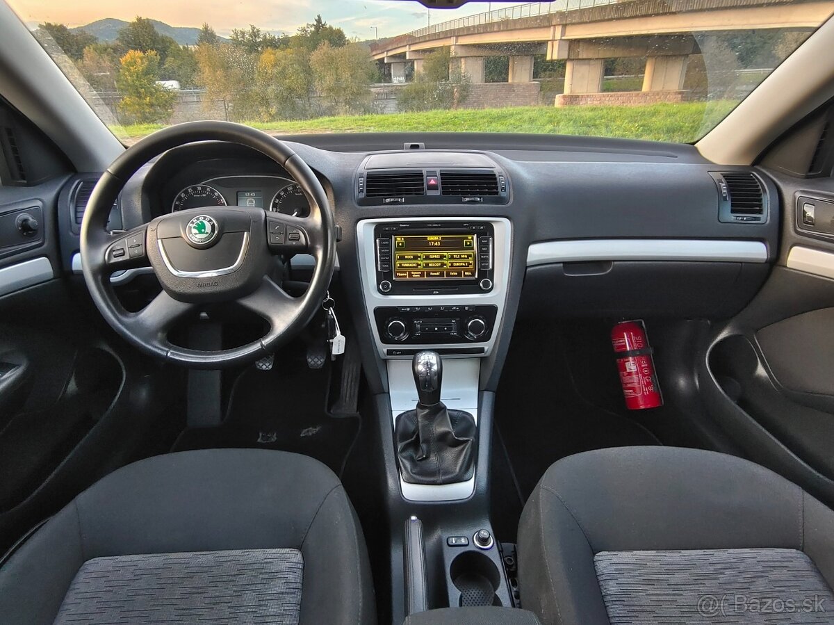 Škoda Octavia II 1.6 Tdi • 2010 • 251tis km • Klima Navi - 7