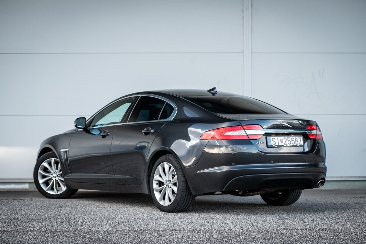 Jaguar XF 2.2 147kW Luxury - 7