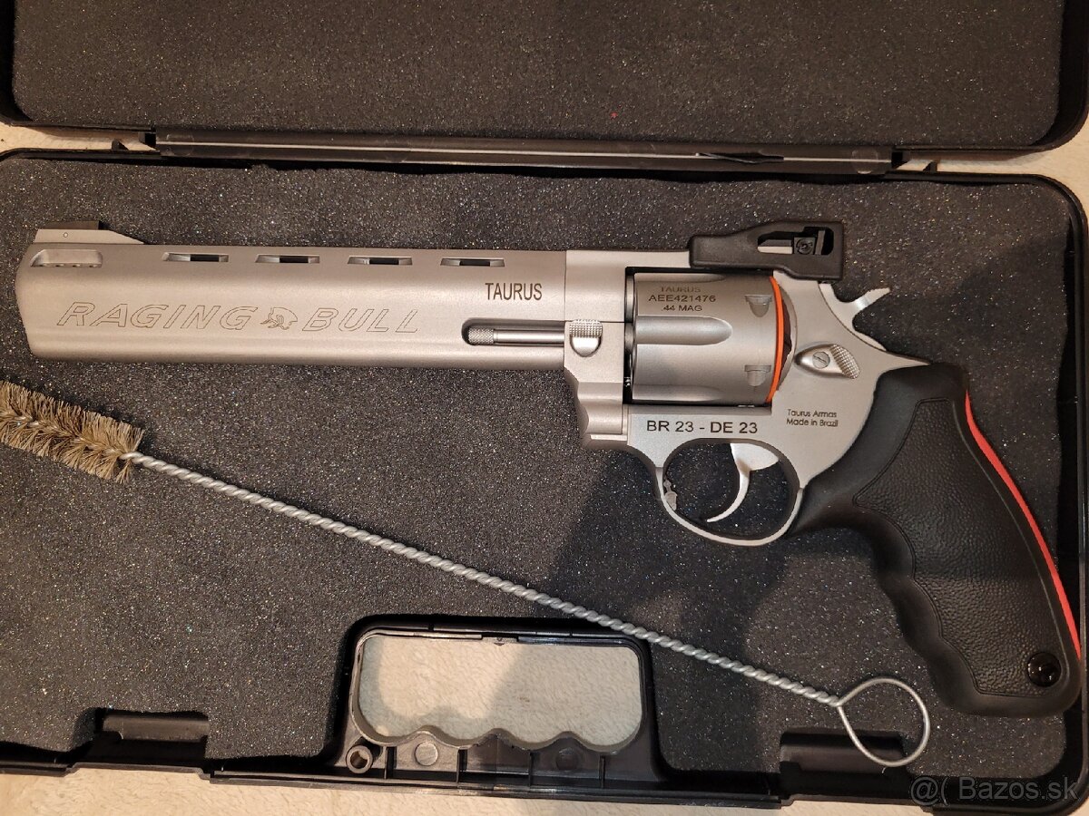 Revolver Taurus - 7