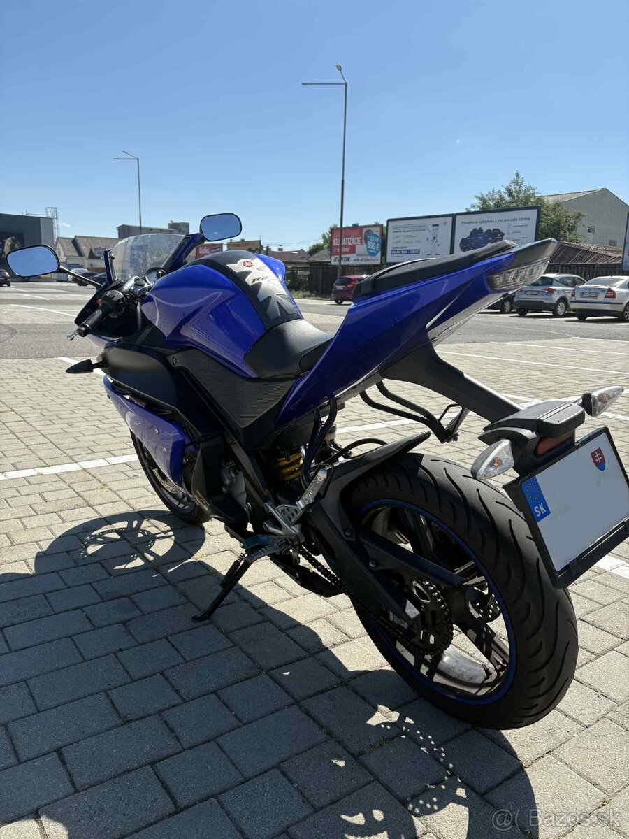 Yamaha YZF-R125 - 7