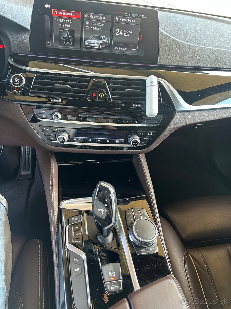 BMW 540i G30 xDrive M-packet Full výbava - 7