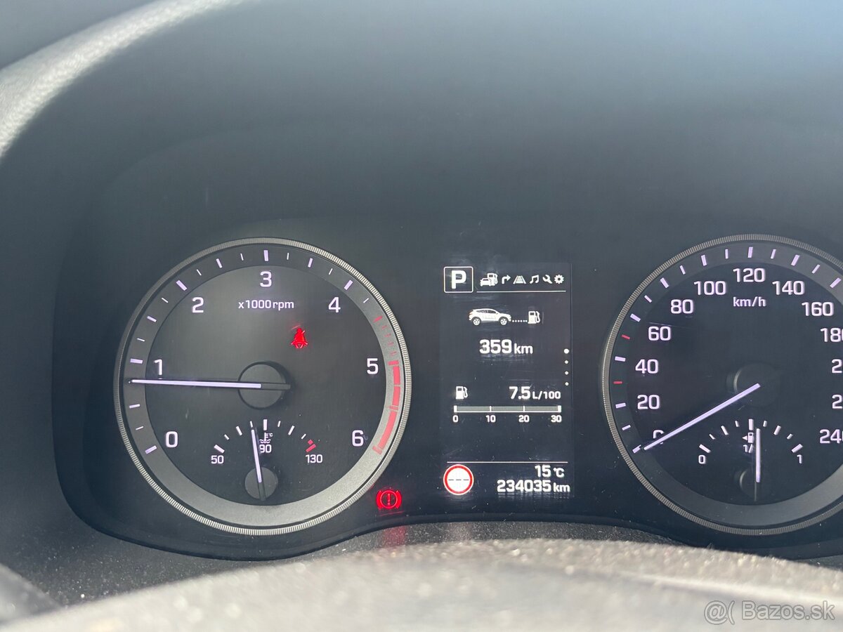 Hyundai Tucson 2.0 CRDi 4×4 - 7