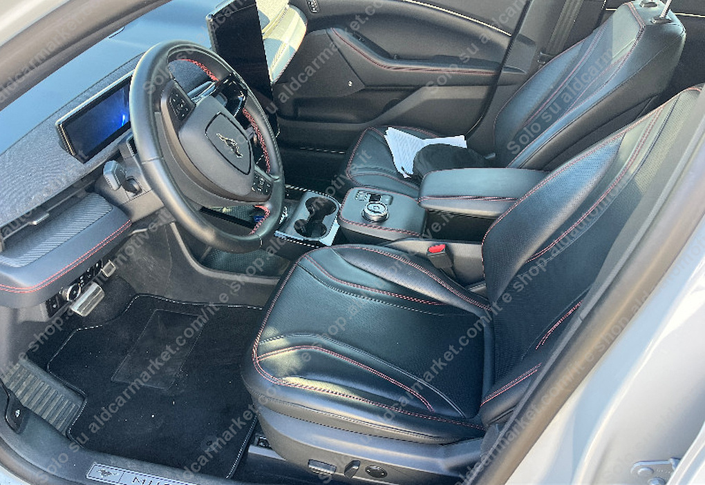 Ford Mustang Mach-E 75,7kWh Premium AWD STD - 7