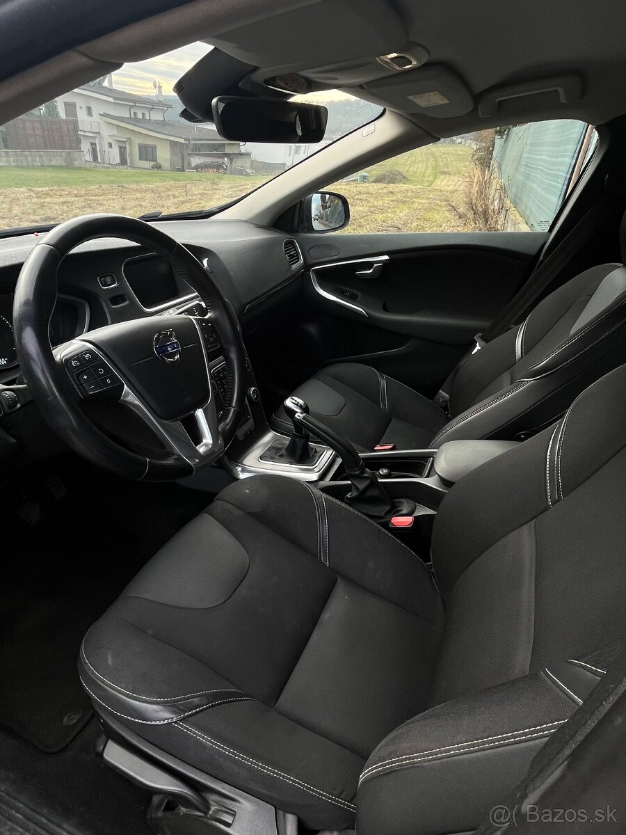 Volvo V40 88kW, 2015 - 7