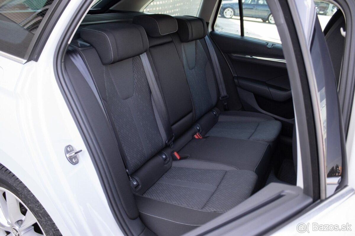 Škoda Octavia Combi 1.5 TSI Style+ - 7