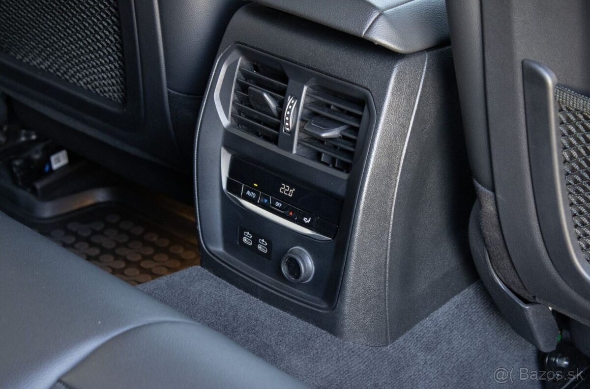 Bmw 320d xDrive Sport Line - 7