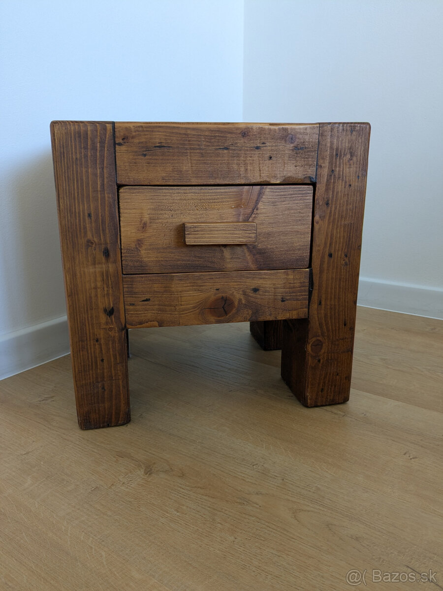 Manželská postel zo starých trámov - 7