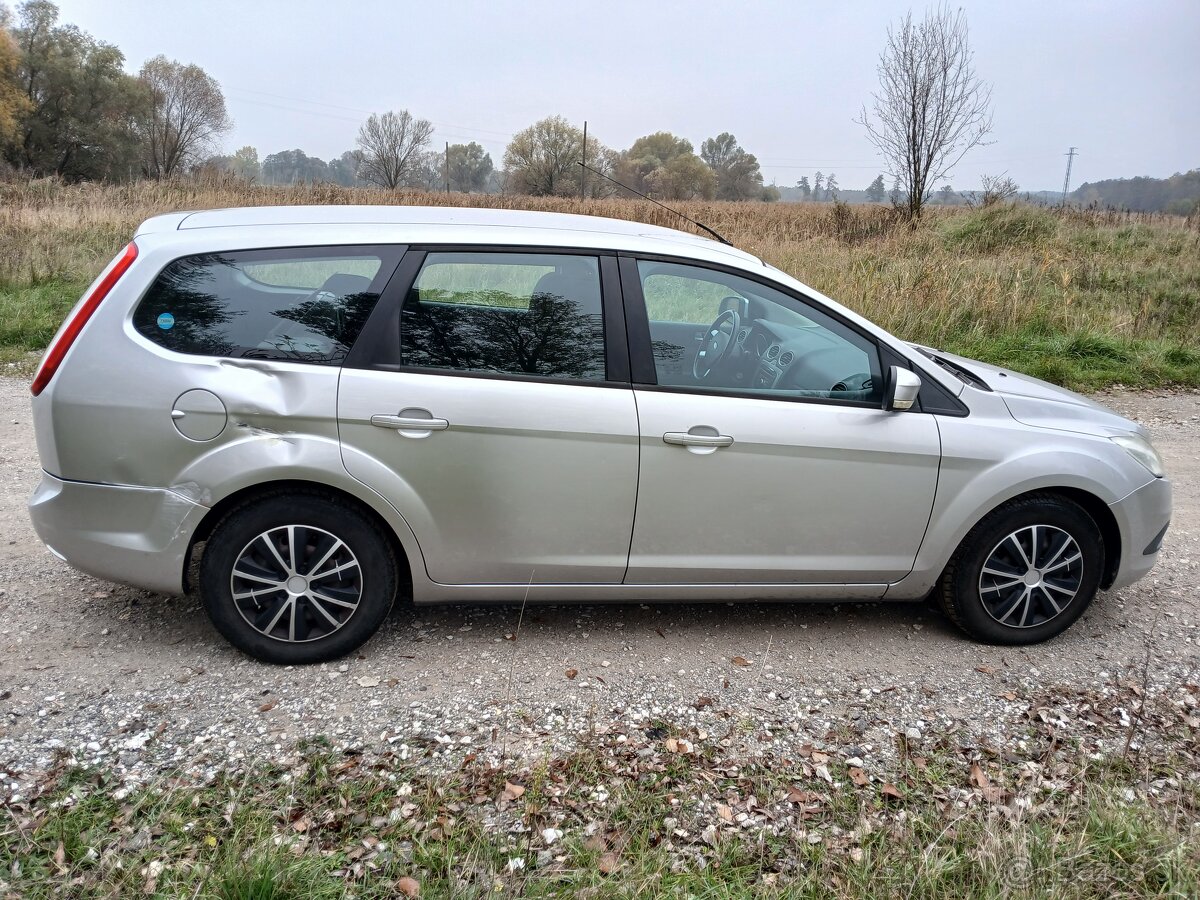 Ford Focus - 7