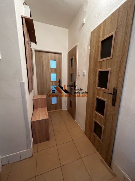 Veľmi pekný 2-izbový byt na predaj - 7