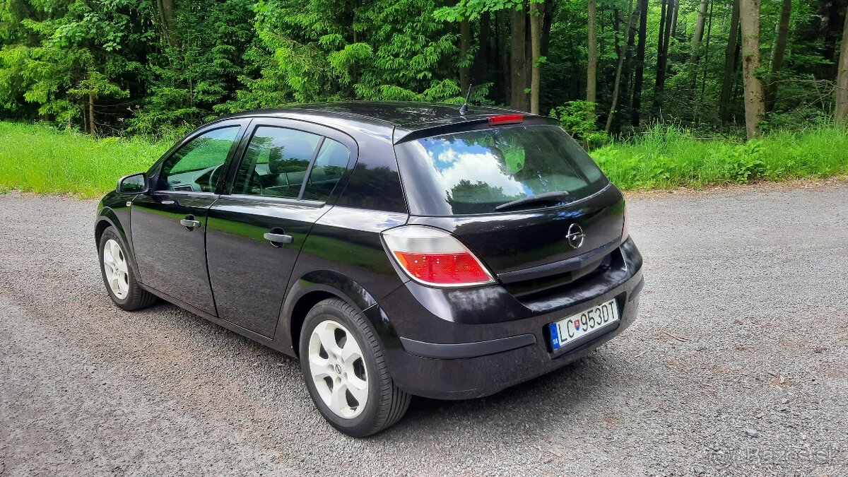 Predám Opel Astra H - 7