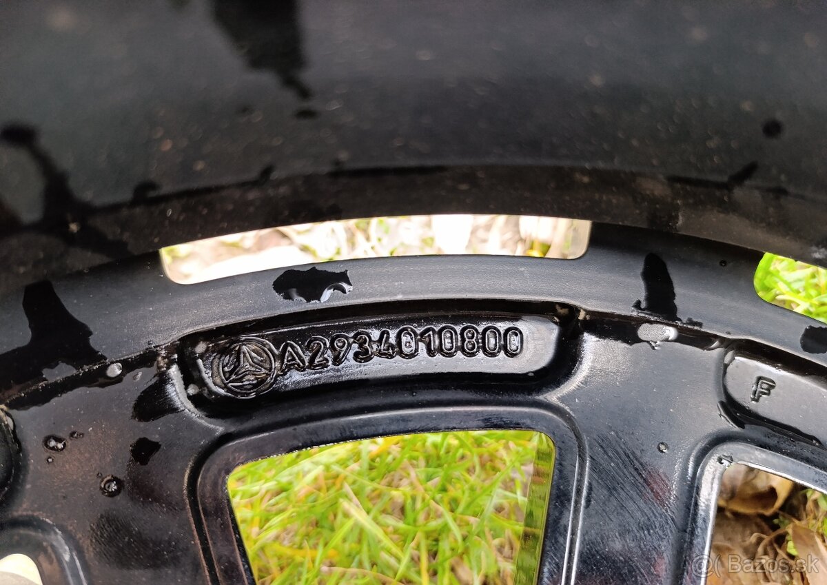 Mercedes AMG r20 - 7