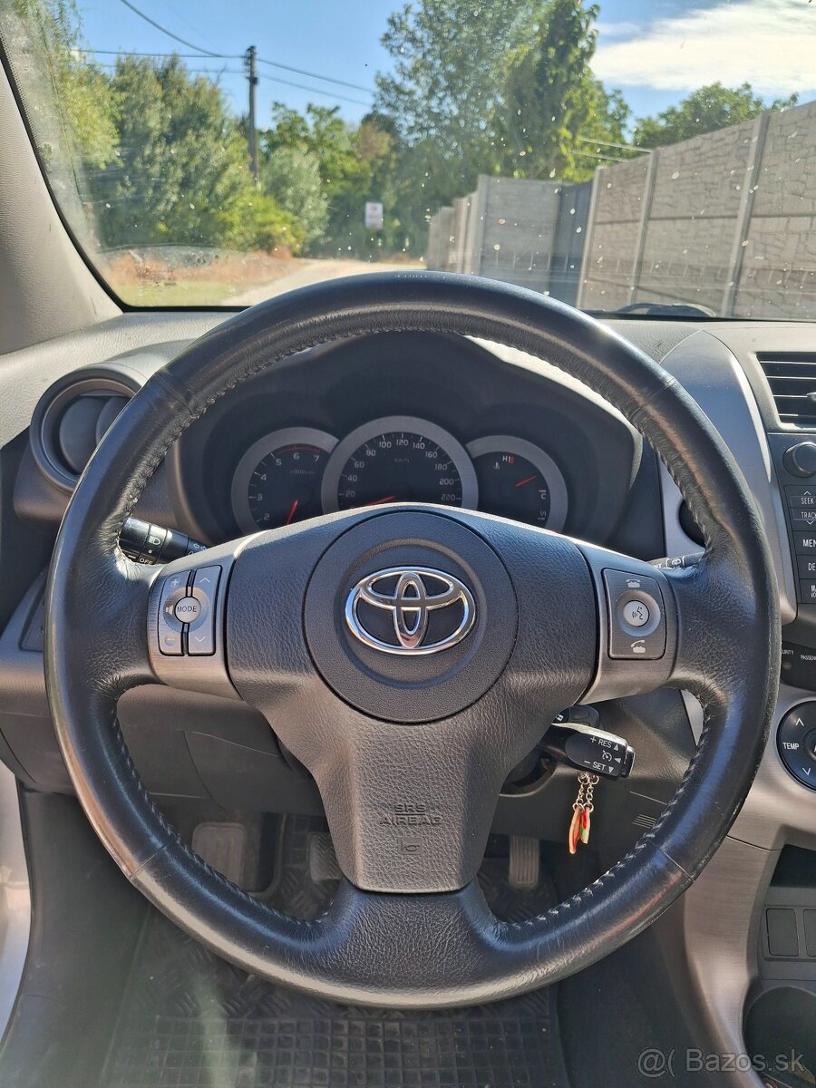 Toyota rav4 2,2D 130kw - 7