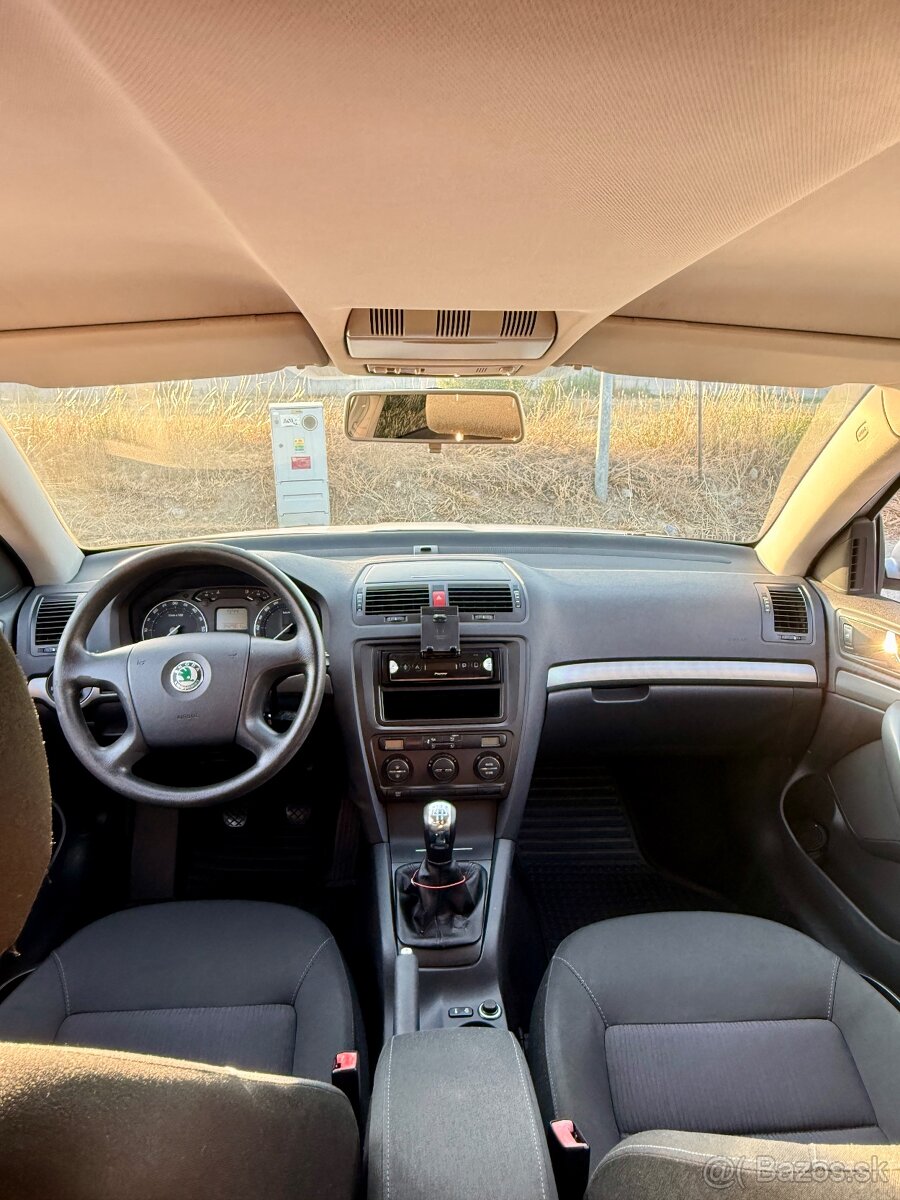 Octavia 2 1.9 TDI - 7