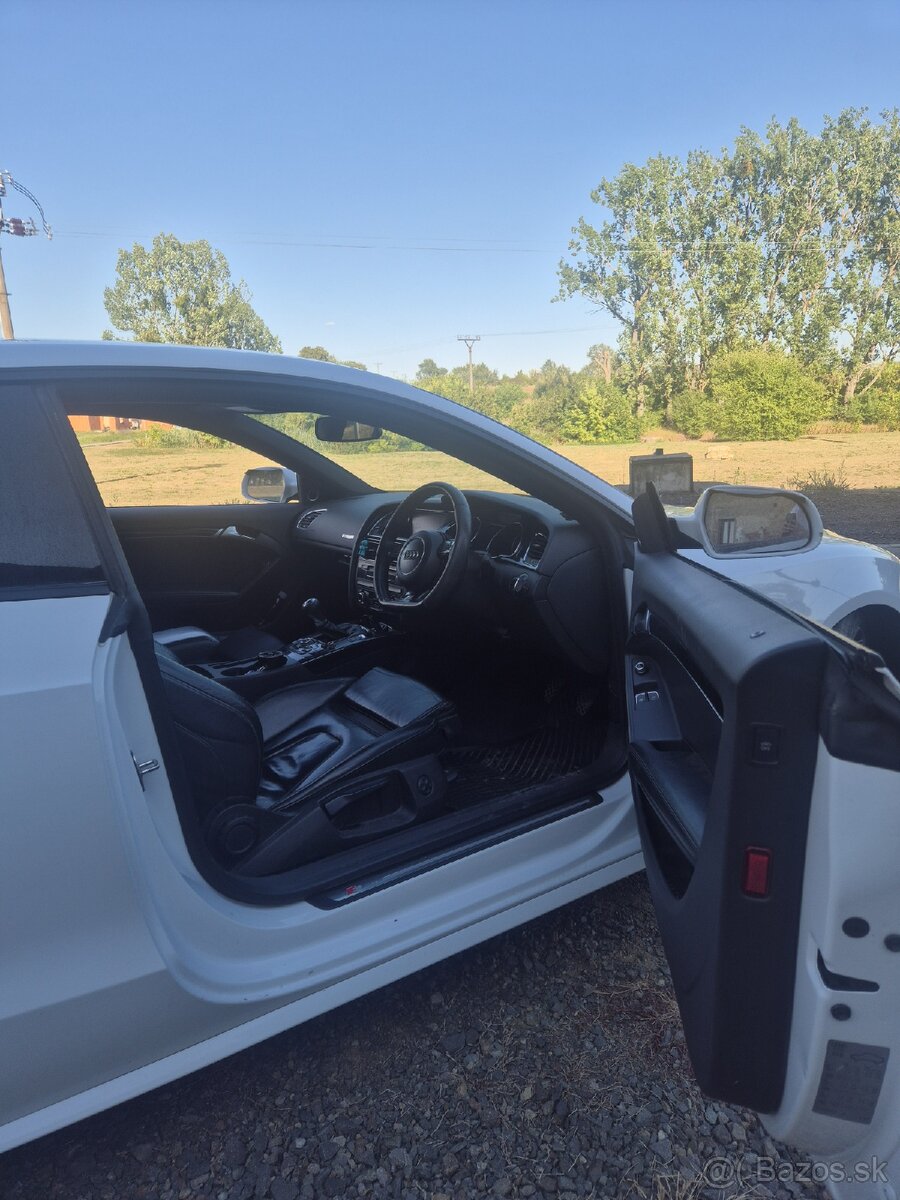 Audi A5 Sline blavk edition 2012 dovoz gb - 7