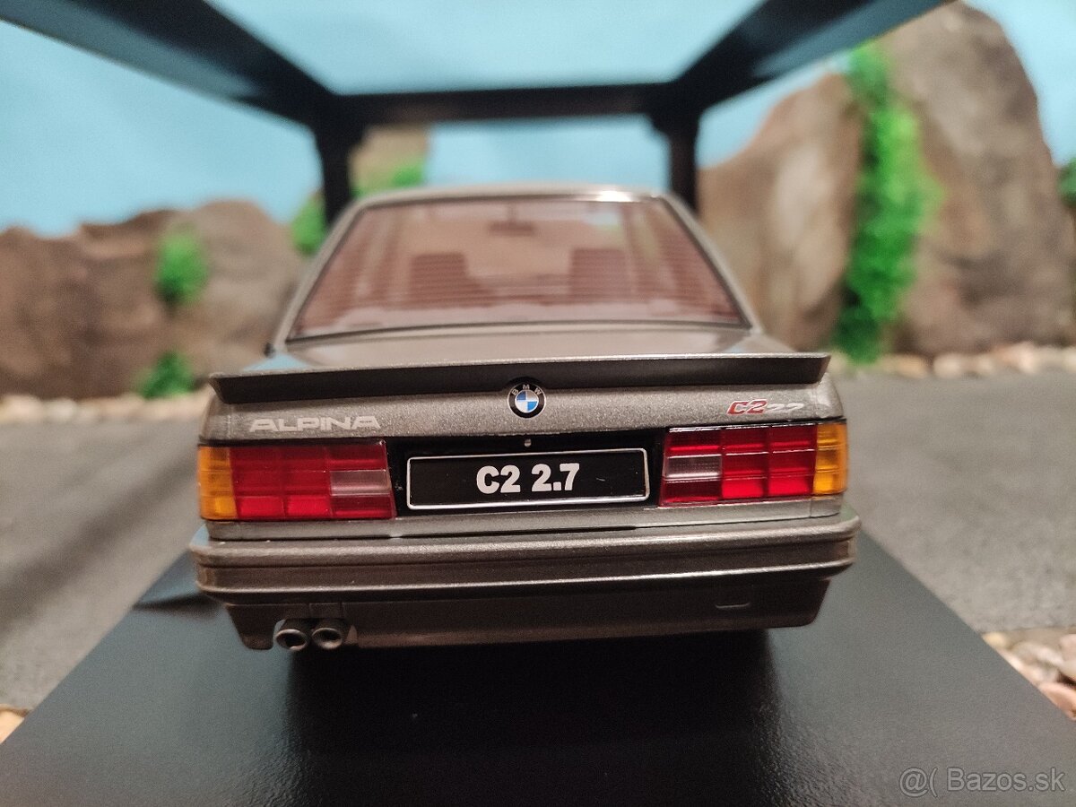 prodám nový model 1:18 BMW Alpina(E30) C2 2.7 1988 - 7