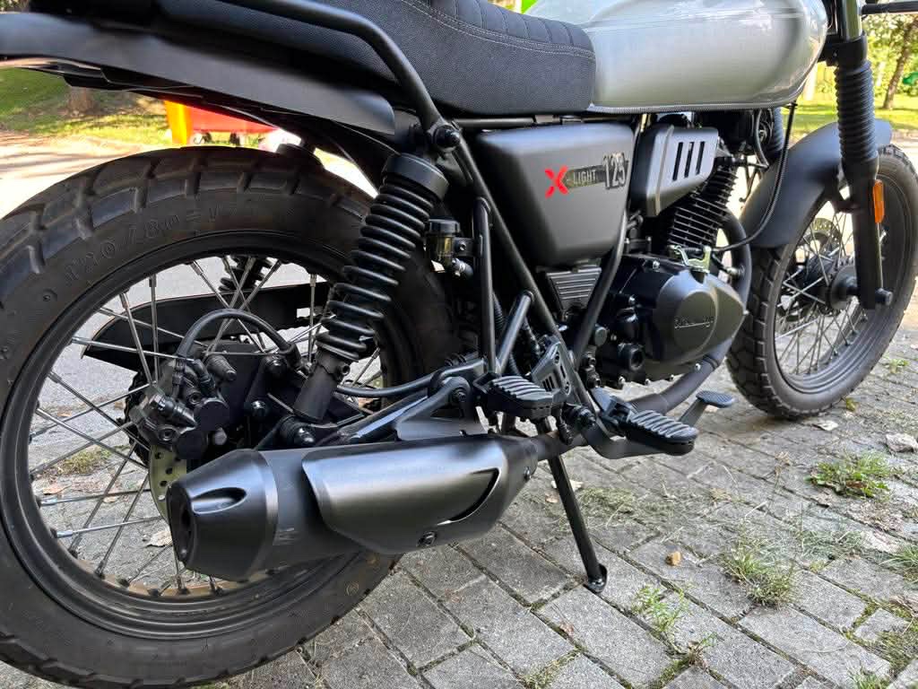 Keeway X light 125 ABS - 7