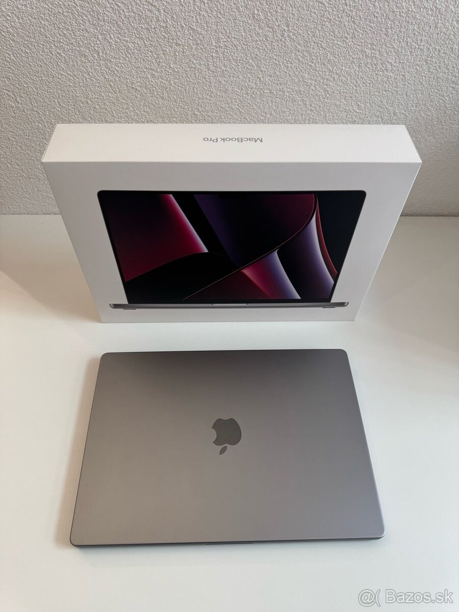 Predám MacBook Pro 16” M2 Pro - 7