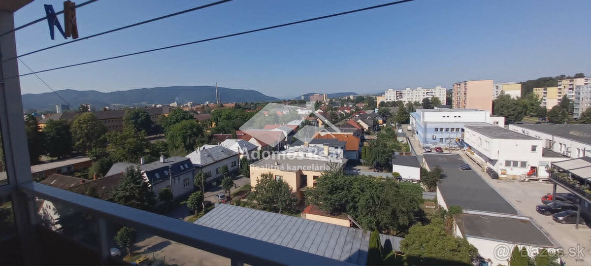 3 - IZBOVÝ BYT HUMENNÉ / MIEROVÁ - 7