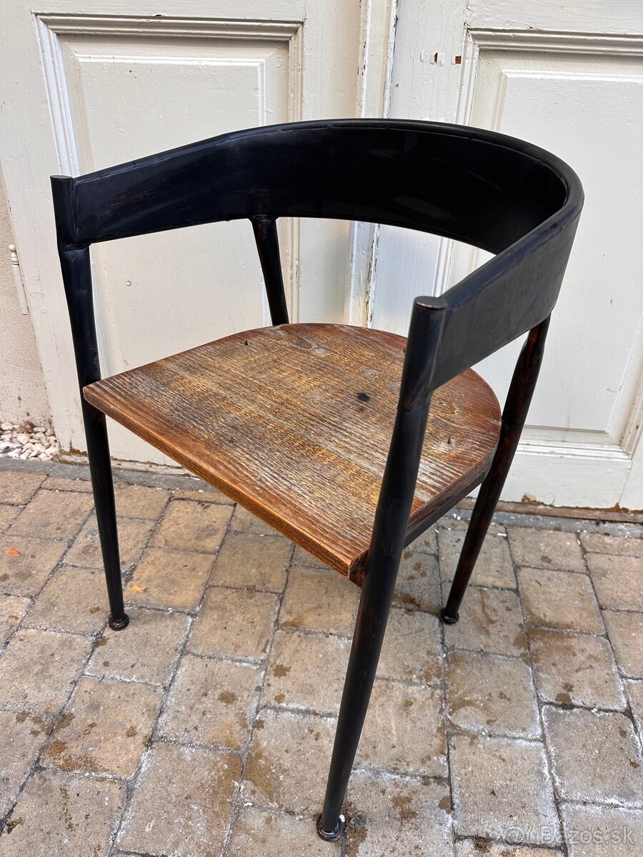 Kaviarenska stolička - 7