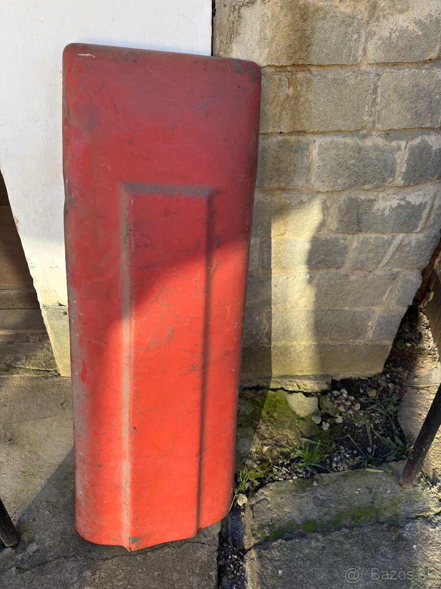 Kapotaž na Zetor 7011/7045 - 7