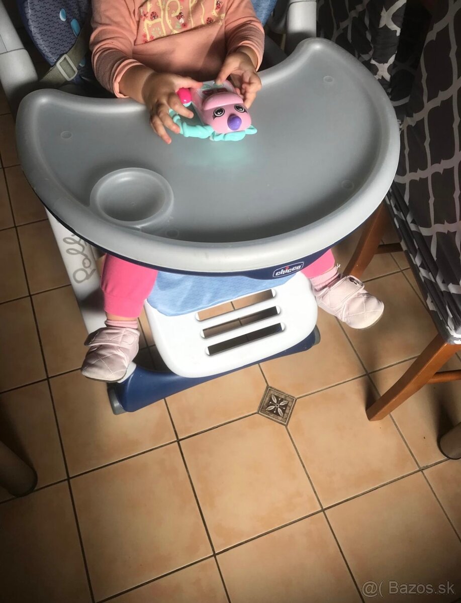 Polohovateľná jedálenská stolička chicco - 7