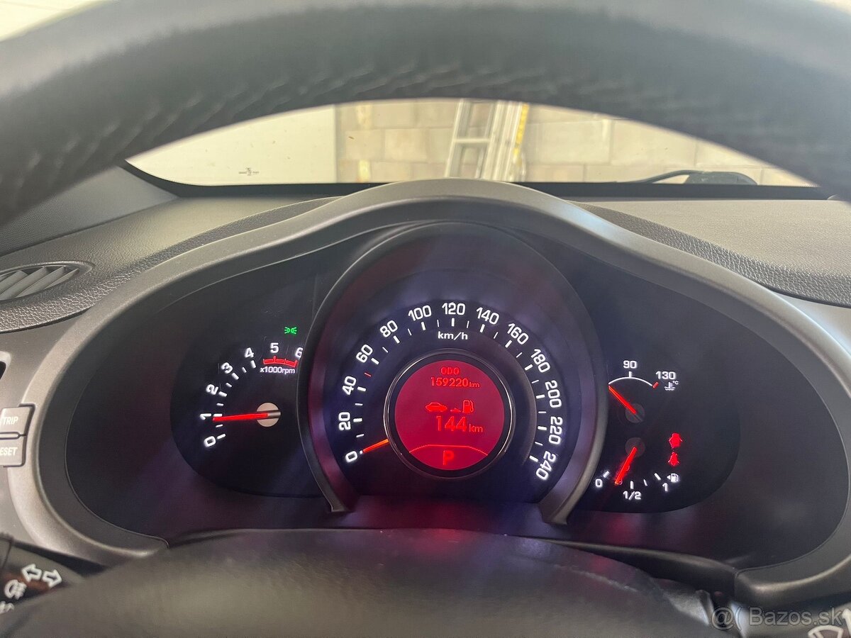 predám Kiu sportage 2.0 crdi 135kw - 7